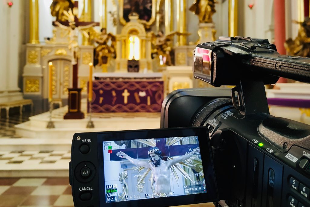 Niedzielne Msze święte transmitowane w Internecie