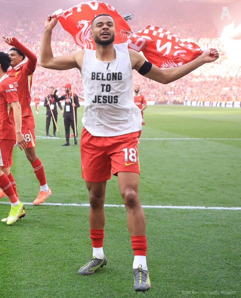 Ostrzeżenie za „Należę do Jezusa”